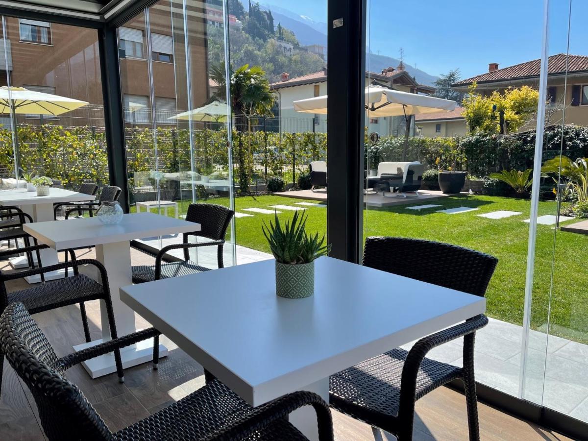 Hotel Villa Alberta Nago Екстериор снимка