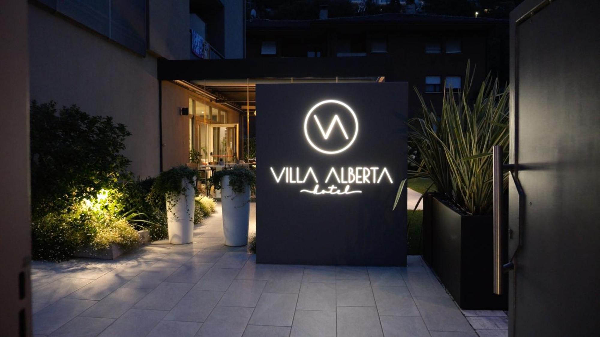 Hotel Villa Alberta Nago Екстериор снимка