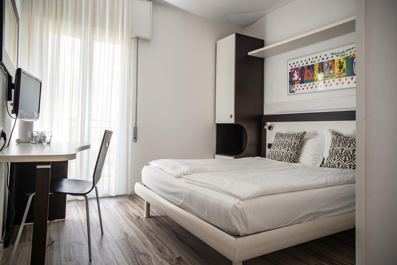 Hotel Villa Alberta Nago Екстериор снимка